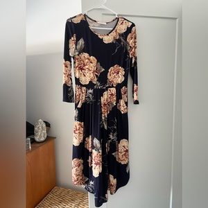 Floral dress with pockets